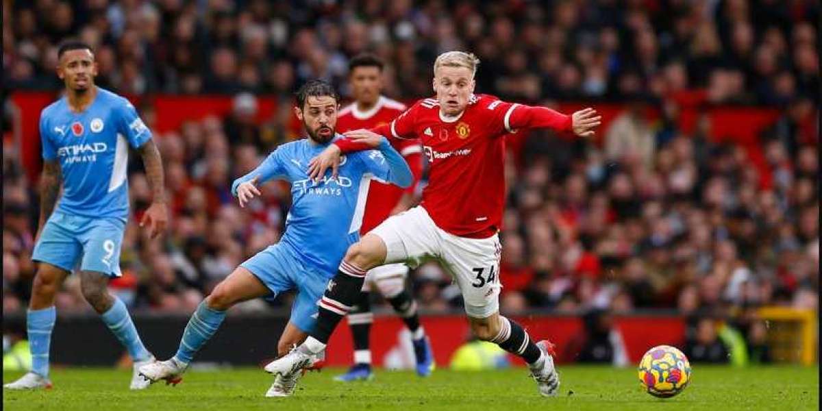 Donny van de Beek will give Manchester United one more chance to fix their failed midfield
