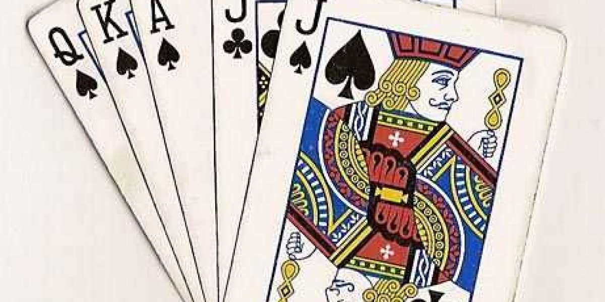 SIMPLE ACTIONABLE TIPS TO USE QUEEN AND KING IN RUMMY