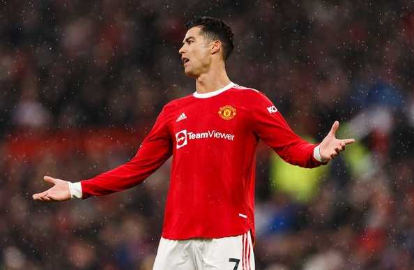 Man Utd injury update: Ronaldo, Cavani, Varane return dates