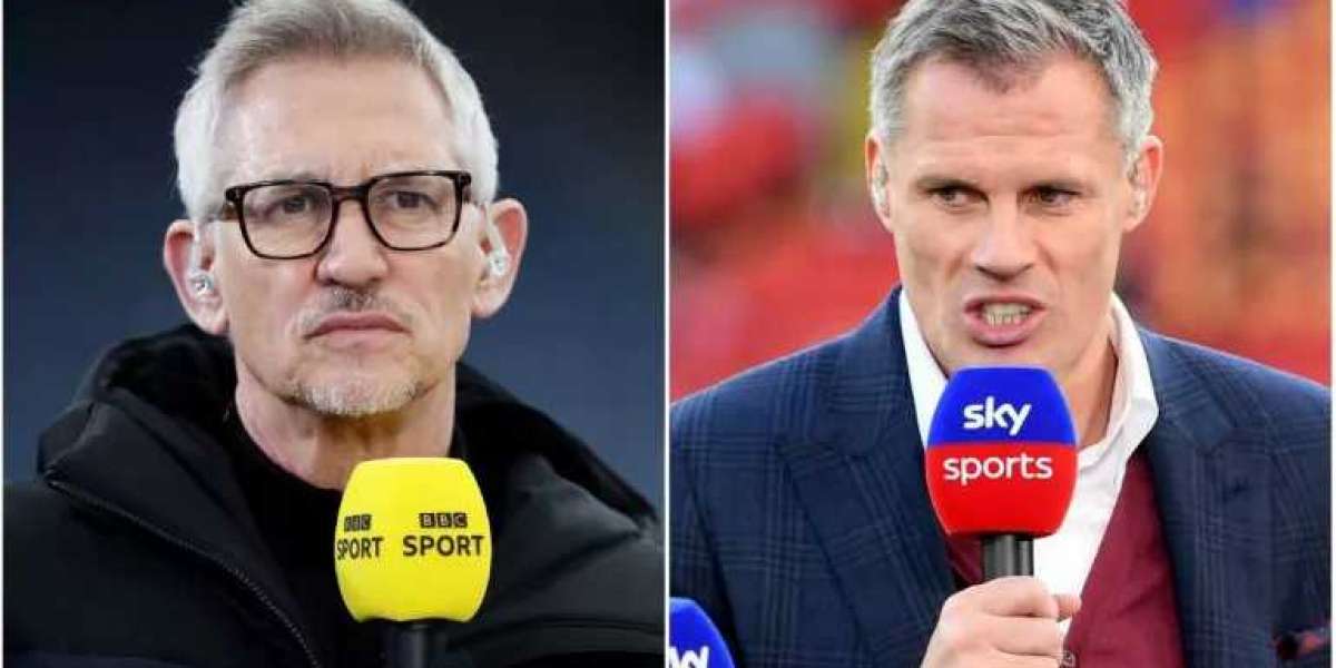 In the argument over Manchester United, Jamie Carragher takes a personal shot at Gary Lineker.