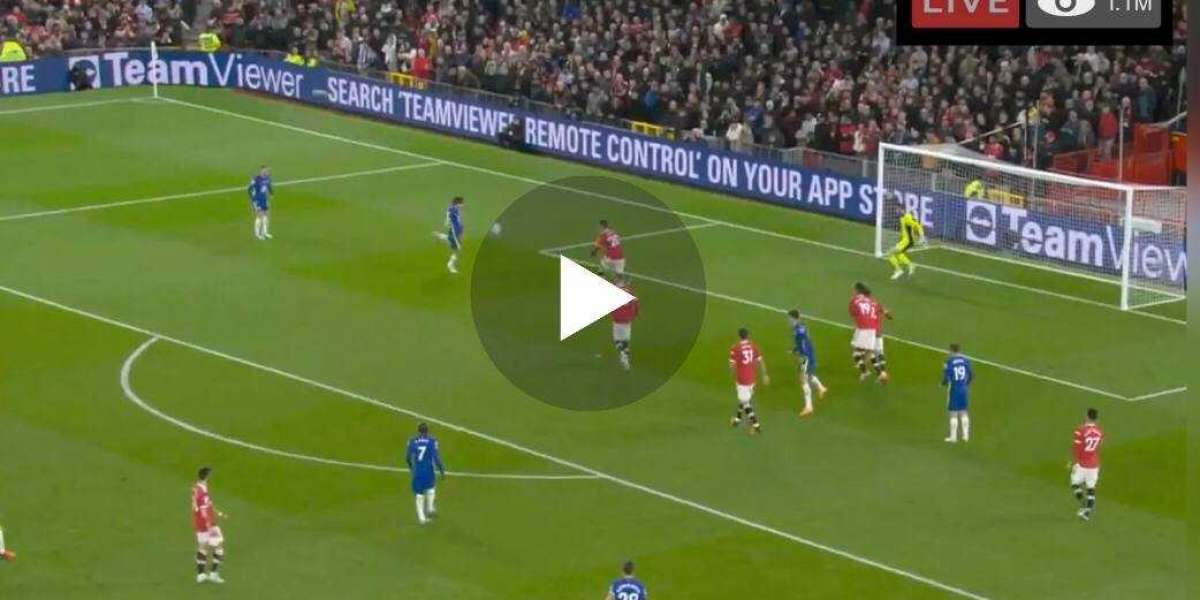 Video: watch Marcos Alonso scores stunning volley vs Manchester United