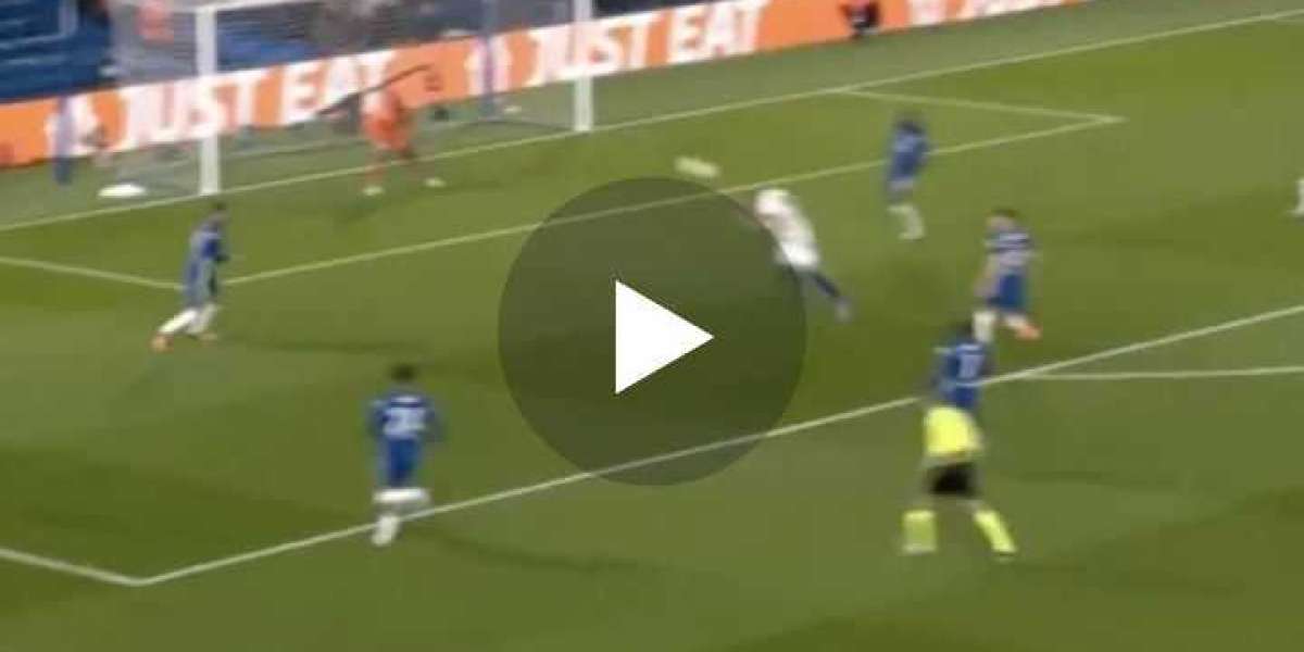 (Video) Karim Benzema scores a quick-fire brace of goals against Chelsea.