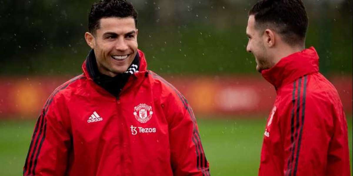 In the upcoming match against Everton, Cristiano Ronaldo could find a new striking partner.