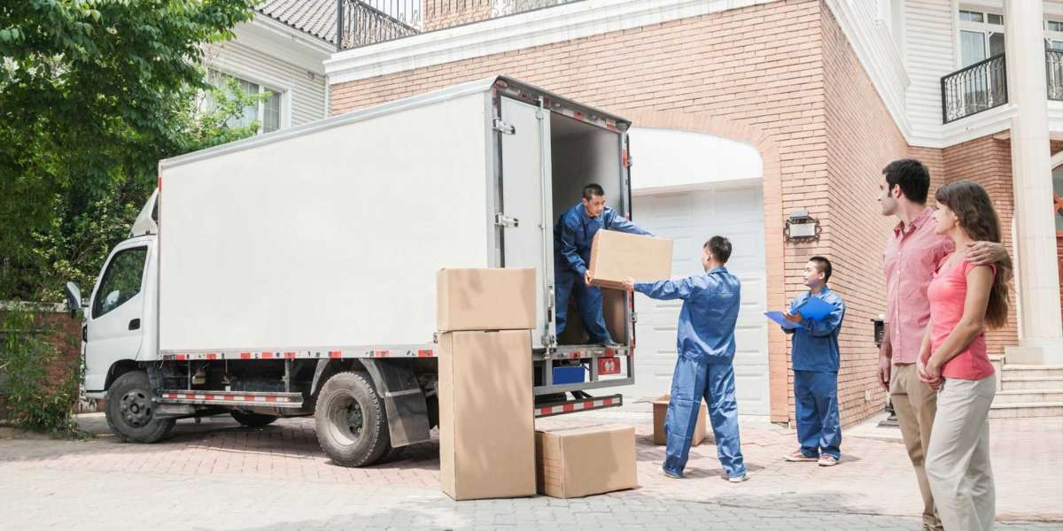 What makes M4 Movers the Best International Movers & Packers in UAE?