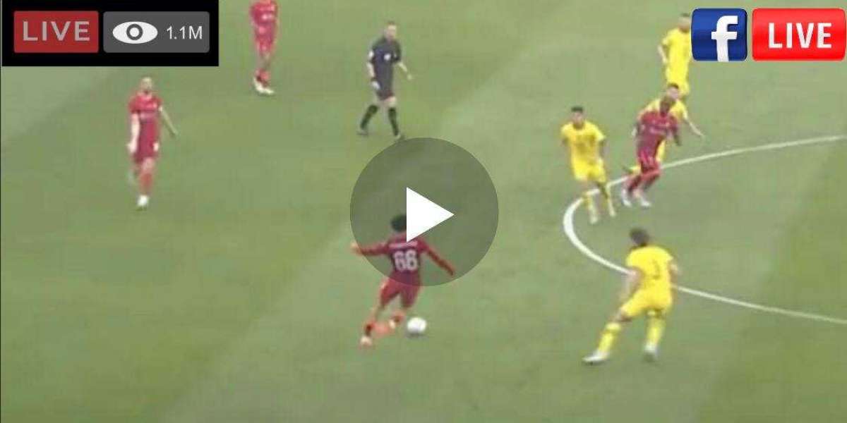 (Video) At Chelsea, Trent Alexander-Arnold squirts an outrageous pass to Luis Diaz from outside of the boot.
