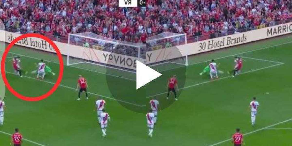 VIDEO Amad scores the first goal for Man Utd shortly after taking Ronaldo's place.