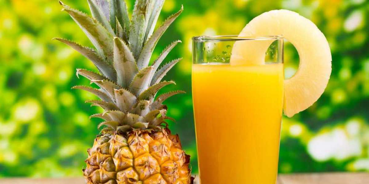 HOW TO MAKE PINEAPPLE JUICE AT HOME