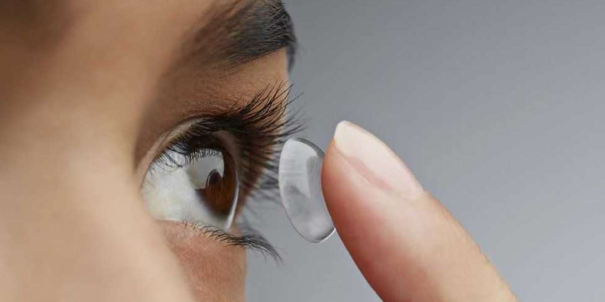Air Optix and HydraGlyde Contacts For Astigmatism