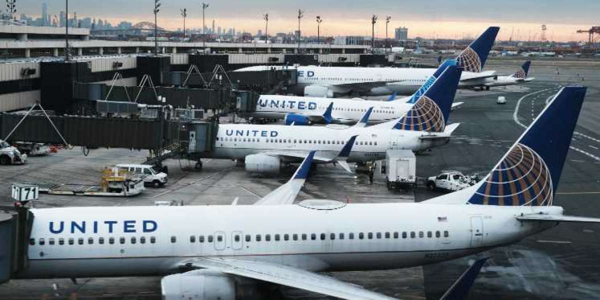 United will suspend JFK service without more flight slots.