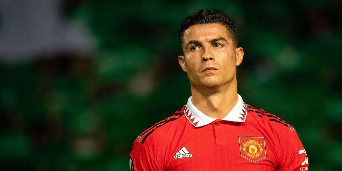 Cristiano Ronaldo won't leave Man U this summer.