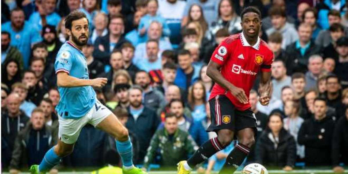 Man City's thrashing of Manchester United was due to poor positioning.