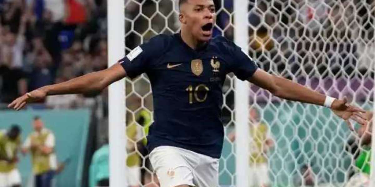 France defeats Denmark thanks to a brace from Kylian Mbappe to advance to the World Cup round of 16