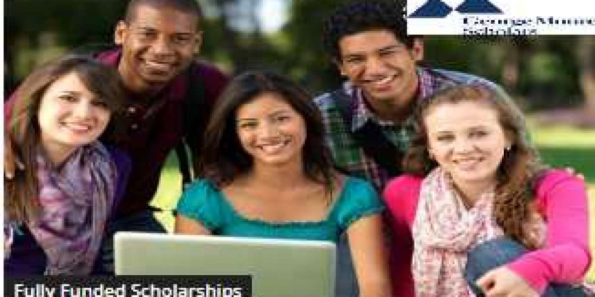 George Moore Scholarships at Queen's University (USA, Canada, UK) (Fully-funded)