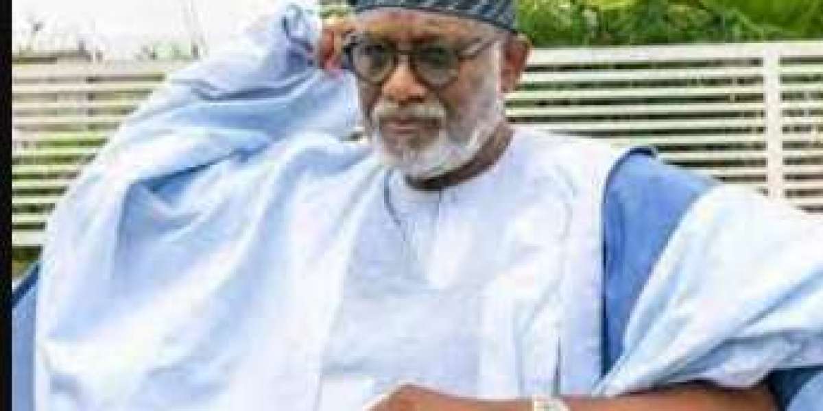 Akeredolu and his Deputy are allegedly embroiled in a power transfer dispute.